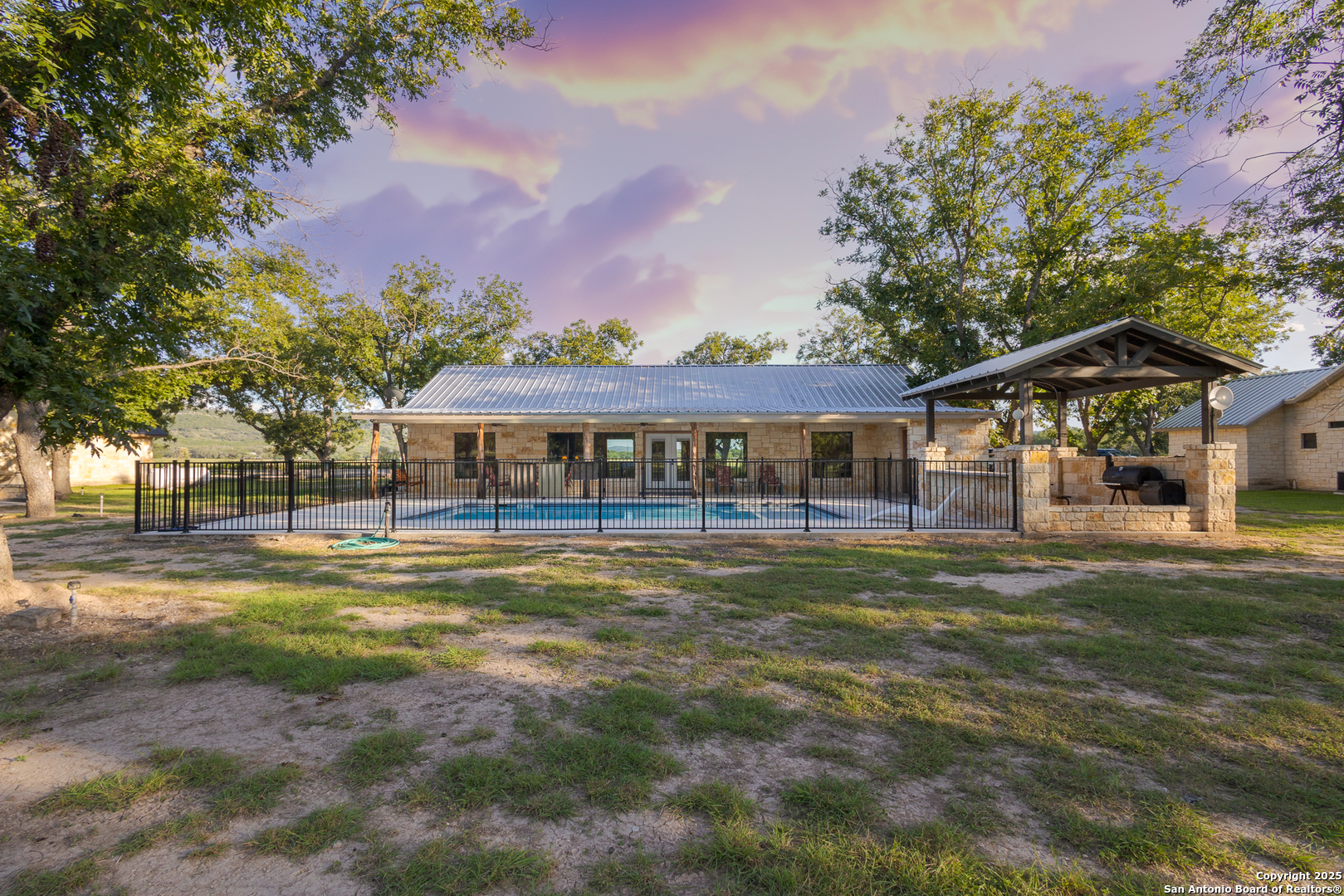 370 Johnny Seibert Lane Rio Frio, TX 78873 - Photo 28 of 40