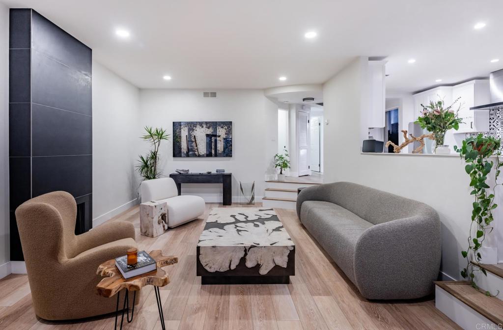 2630 Pirineos Way, Unit 14 Carlsbad, CA 92009 - Photo 10 of 23