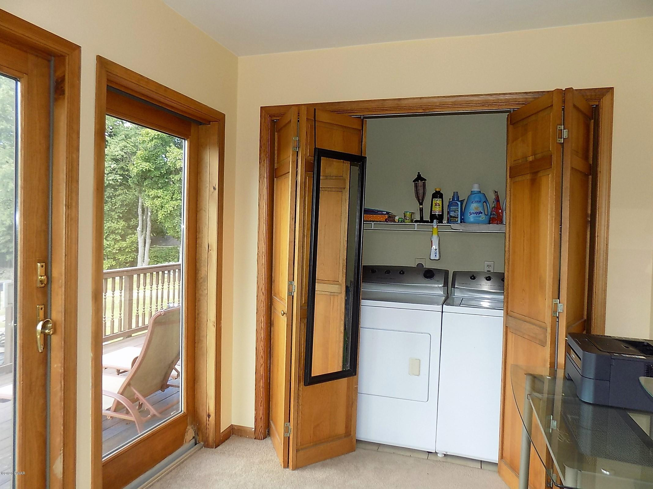 171 Valleyview Road Greentown, PA 18426 - Photo 66 of 111 1st fl laundry