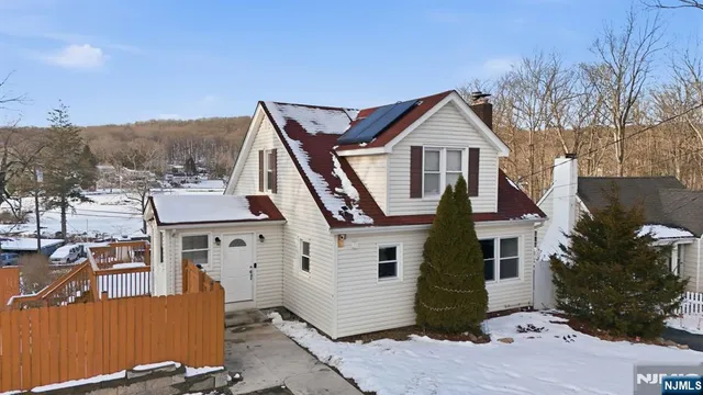 $550,000 | 541 Green Pond Road, Rockaway, NJ 07866