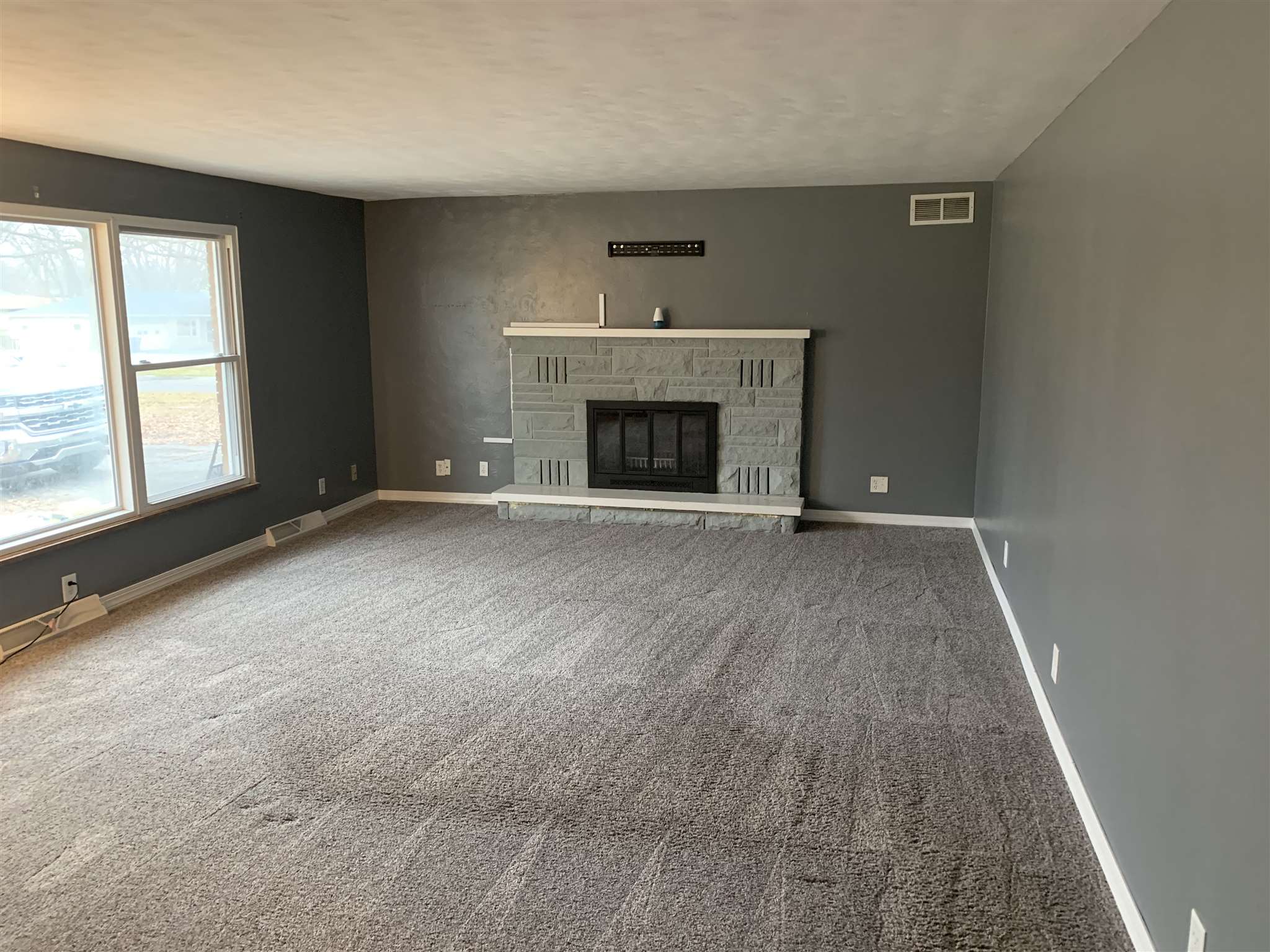 3908 Westlane Road Fort Wayne, IN 46815 - Photo 2 of 36 Gallery Image 2