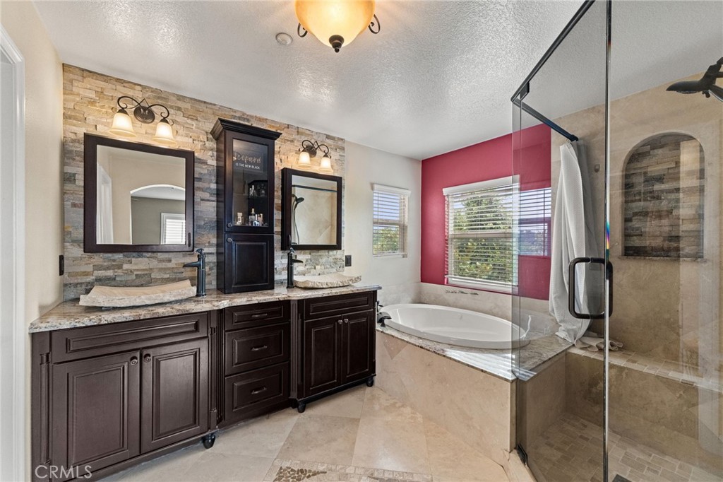 4065 Garvey Way Riverside, CA 92501 - Photo 17 of 43