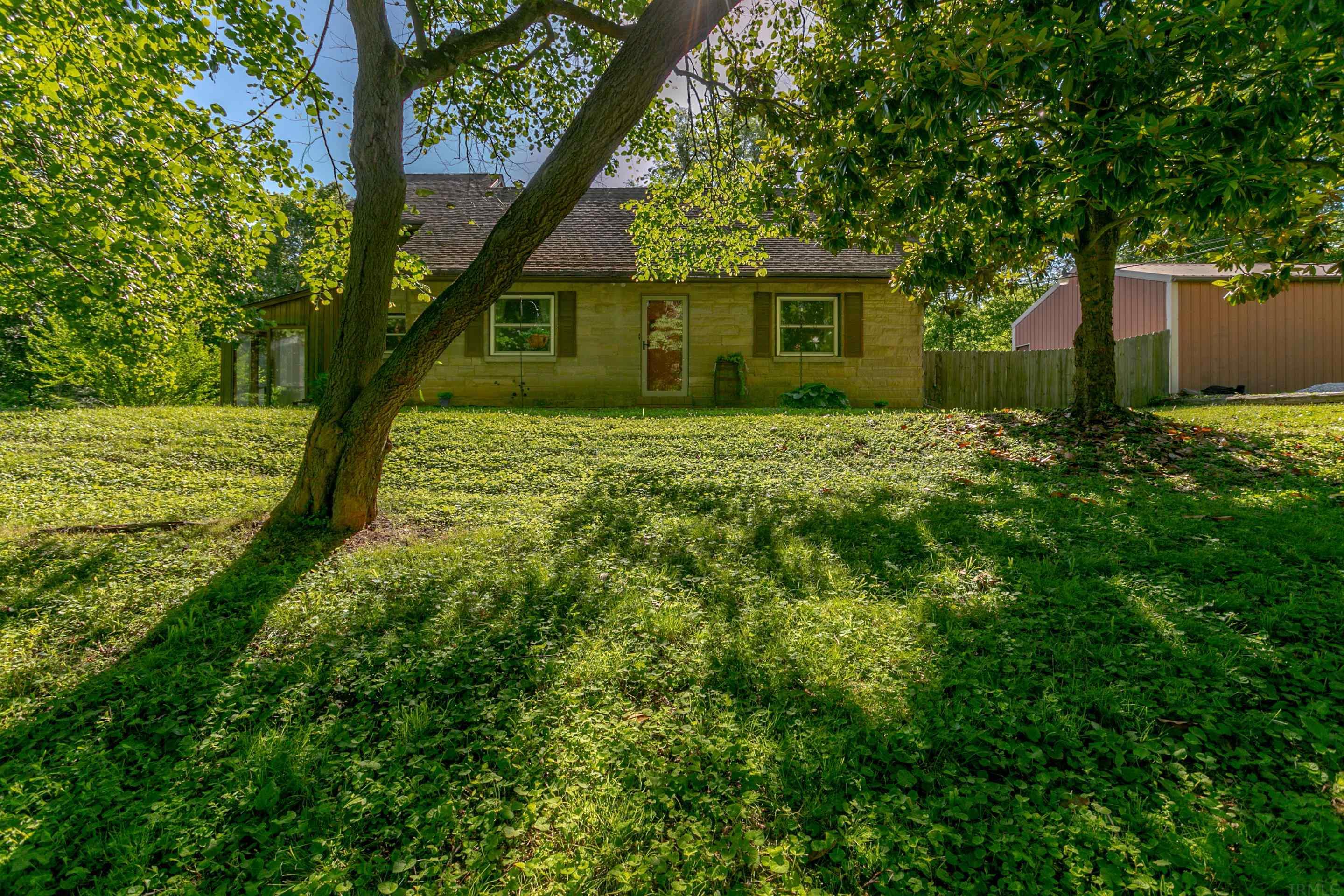 7833 Yankeetown Road Newburgh, IN 47630 - Photo 1 of 30 Gallery Image 1