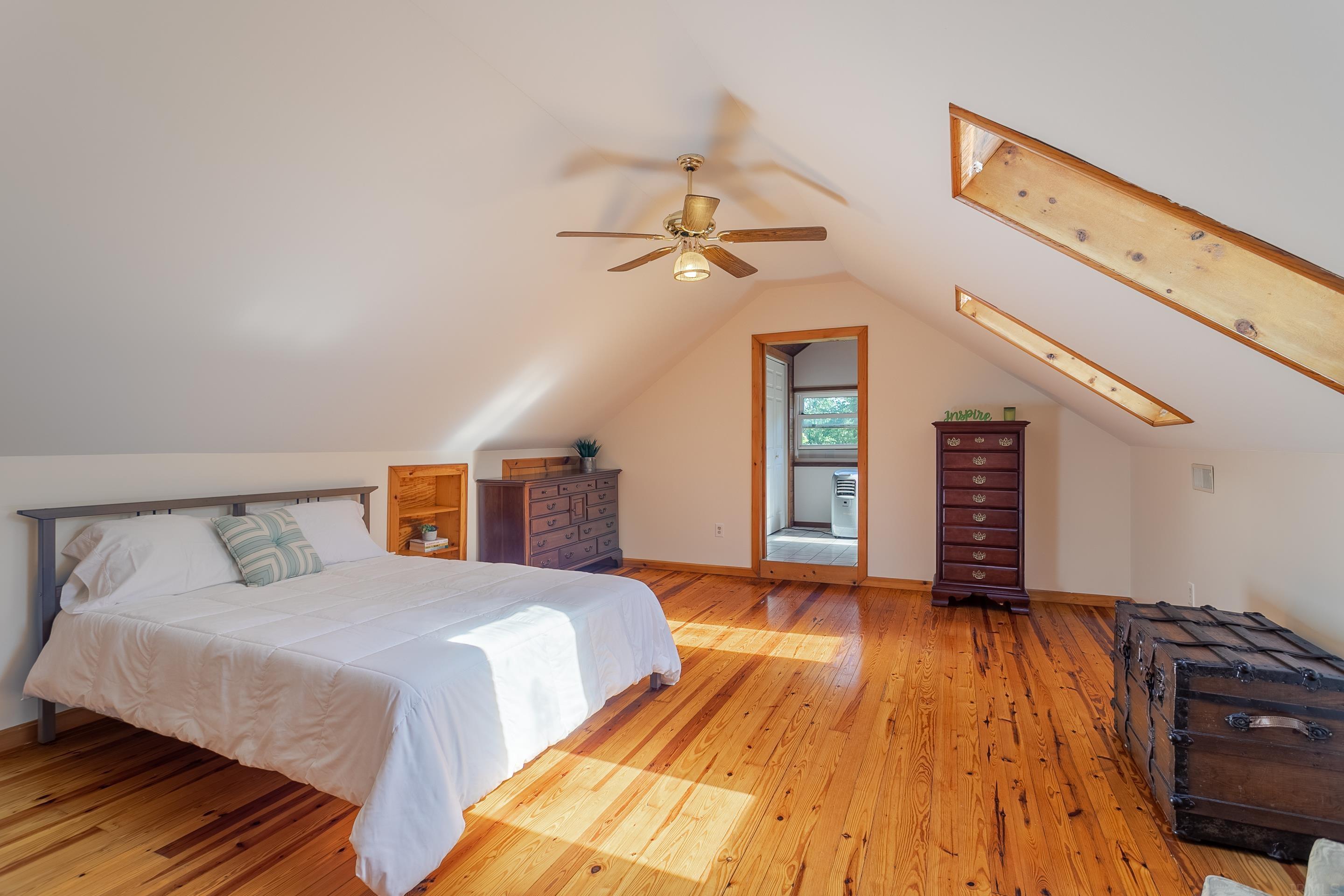 7833 Yankeetown Road Newburgh, IN 47630 - Photo 10 of 30 Gallery Image 10