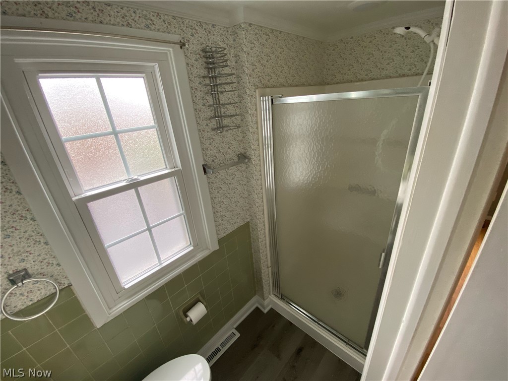29207 Ridge Road Wickliffe, OH 44092 - Photo 8 of 18 Gallery Image 8