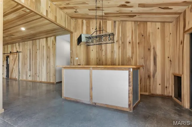 $1,650,000 | 11001 Mo-n, Scott City, MO 63780