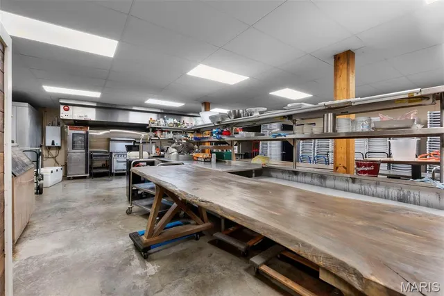 $1,650,000 | 11001 Mo-n, Scott City, MO 63780