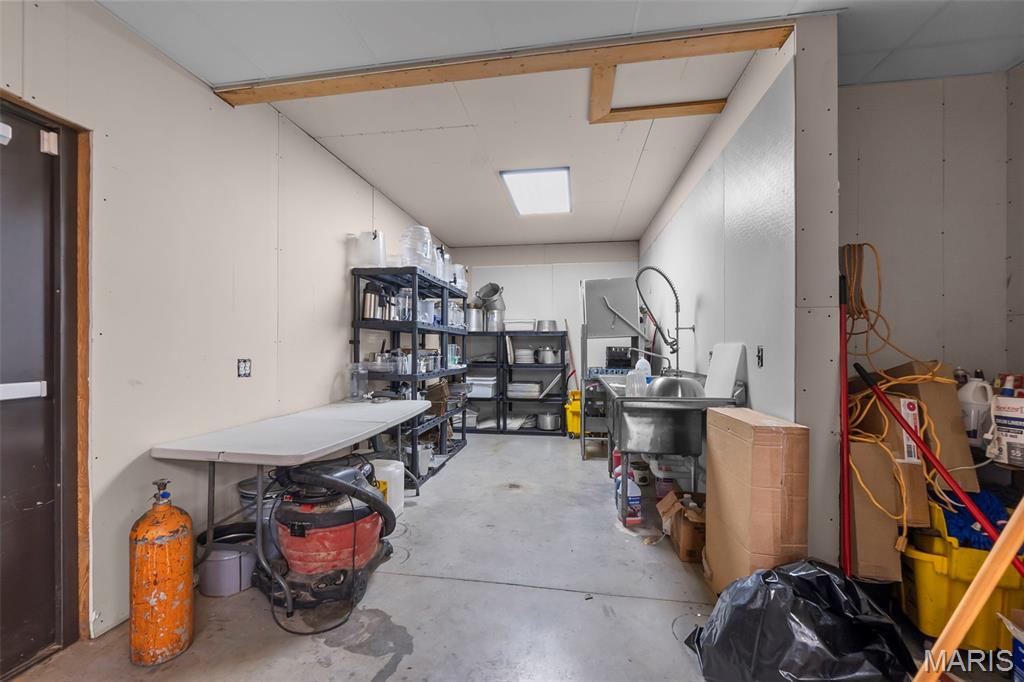 11001 Mo-n Scott City, MO 63780 - Photo 23 of 43