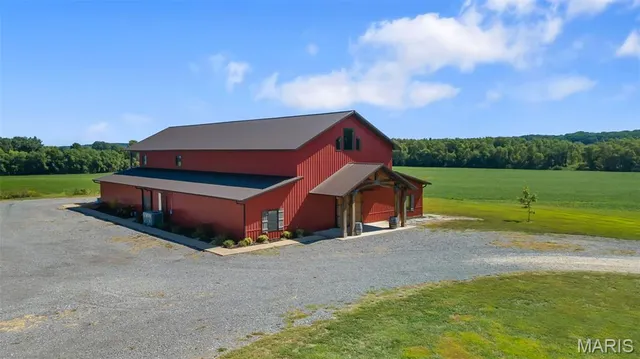 $1,650,000 | 11001 Mo-n, Scott City, MO 63780
