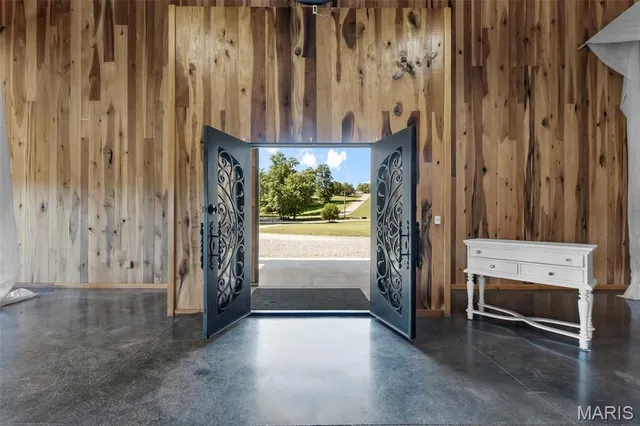 $1,650,000 | 11001 Mo-n, Scott City, MO 63780