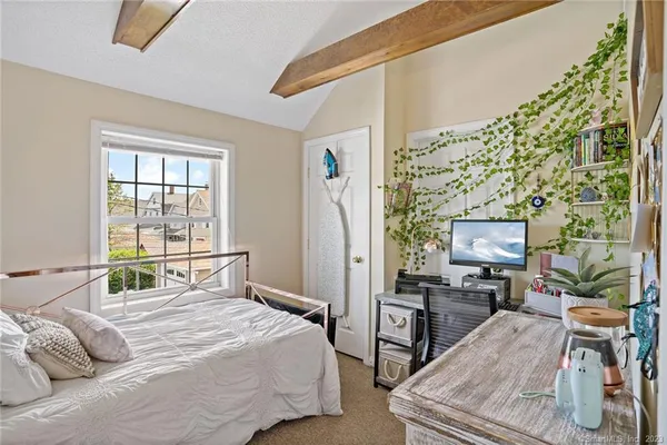 $3,975 | 210 Broadway, Unit 210, Milford, CT 06460