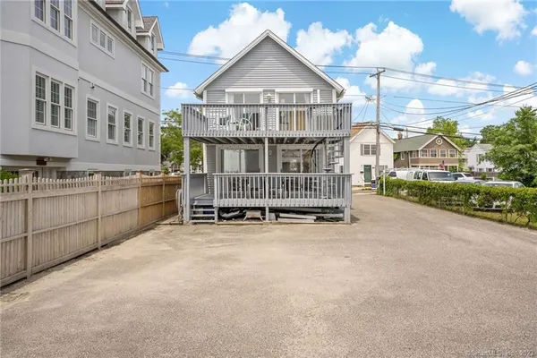 $3,975 | 210 Broadway, Unit 210, Milford, CT 06460