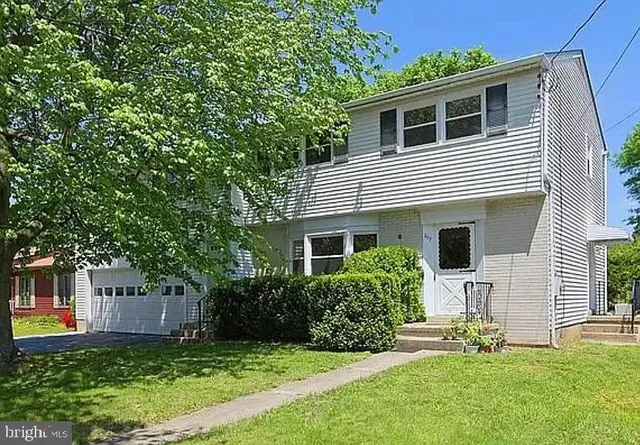 $3,250 | 207 Cornell Road, Glassboro, NJ 08028