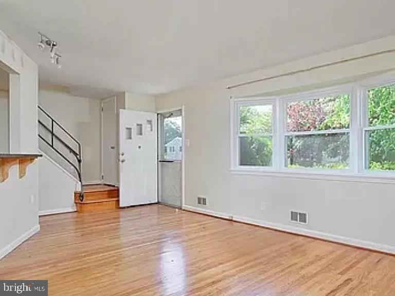 207 Cornell Road Glassboro, NJ 08028 - Photo 5 of 11