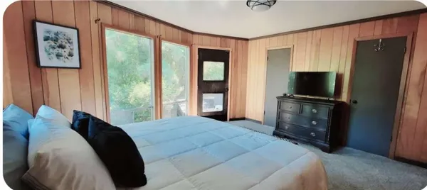 $490,000 | 862 Lakeshore Drive, Brookeland, TX 75931