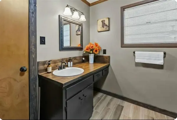 $490,000 | 862 Lakeshore Drive, Brookeland, TX 75931