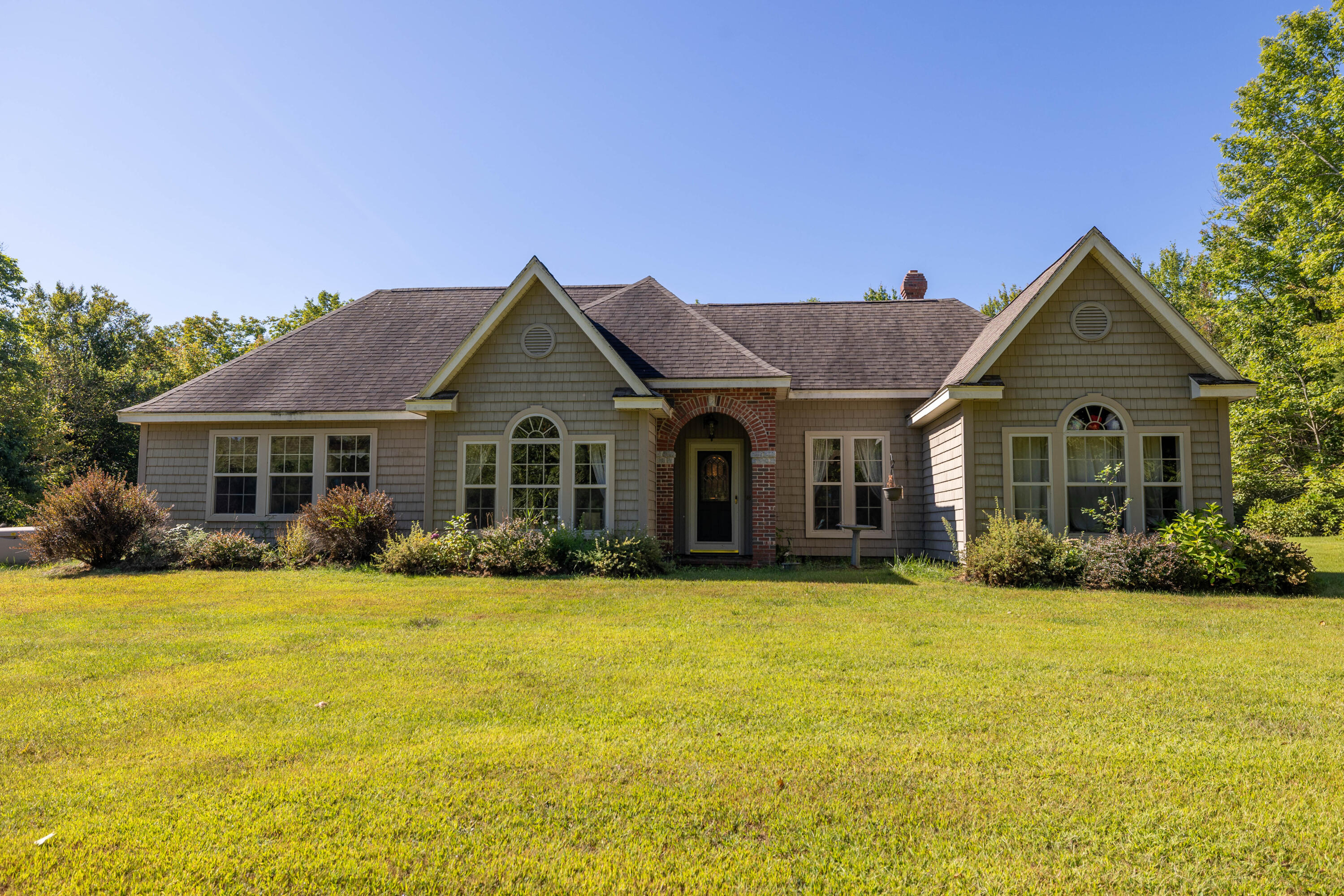 36 Mountain View Lane Readfield, ME 04355 - Photo 1 of 35 HY3A1339