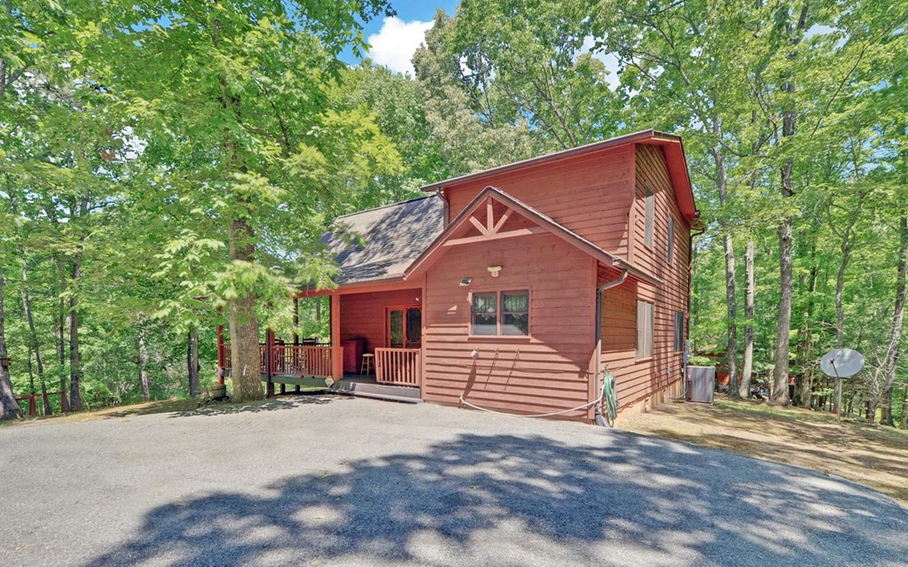 164 Dew Drop Lane Murphy, NC 28906 - Photo 34 of 49