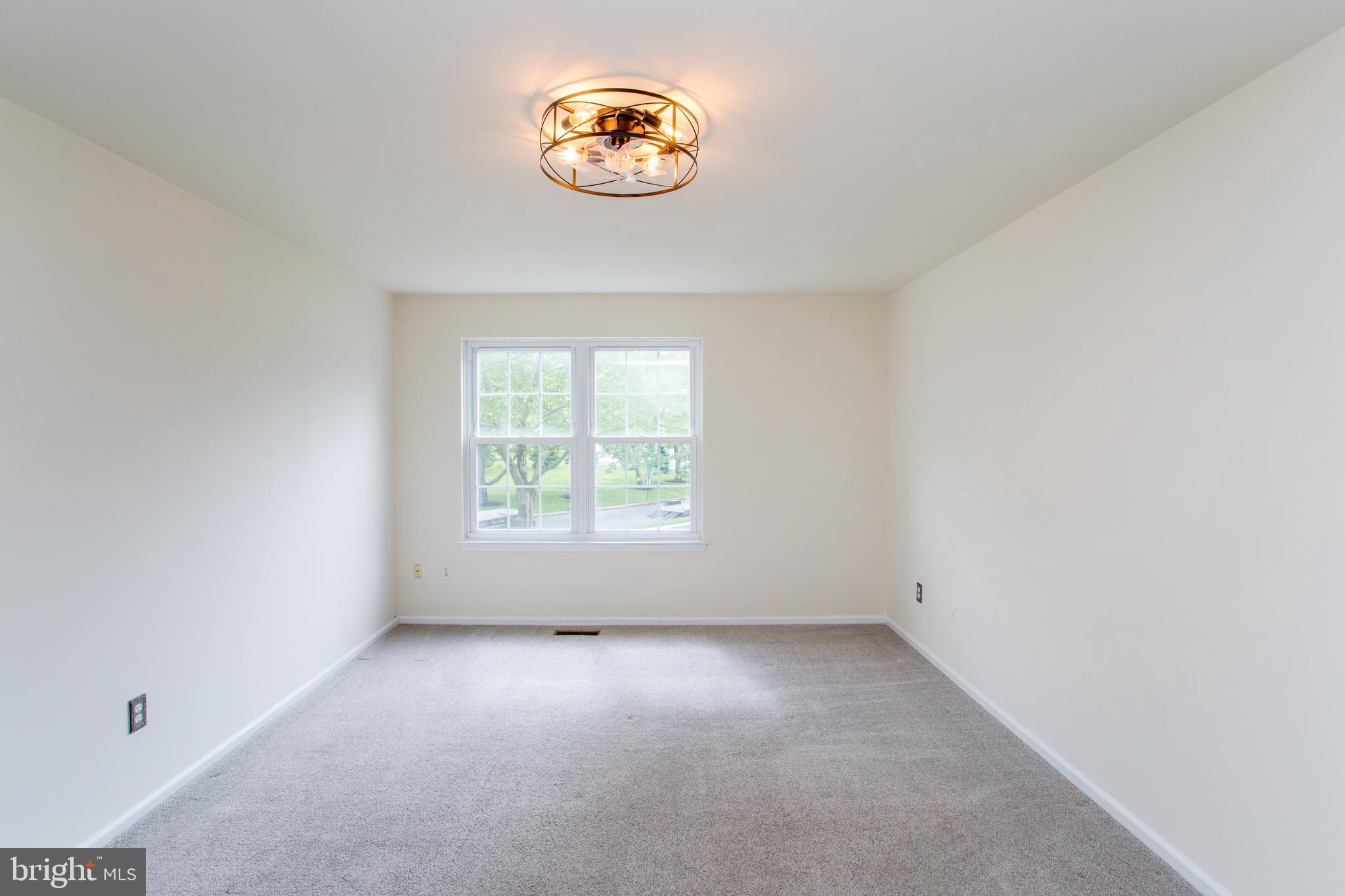 144 Carousel Circle Doylestown, PA 18901 - Photo 11 of 40 an empty room with a window
