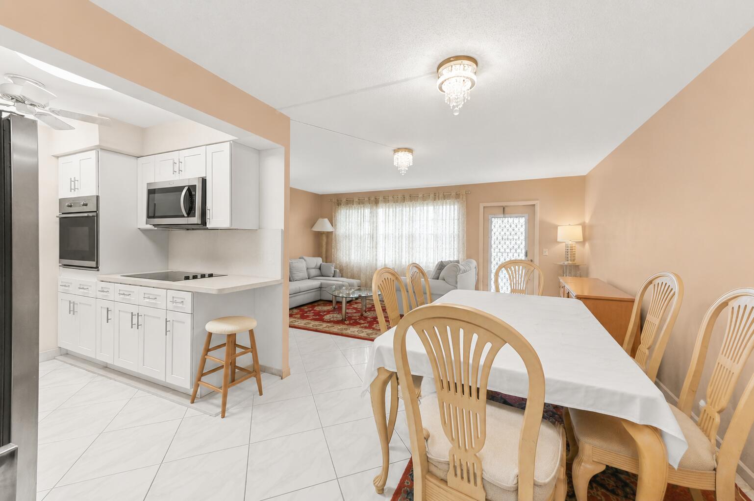 1069 Cornwall East Boca Raton, FL 33434 - Photo 7 of 44 ChatGPT Image Jul 4, 2026, 07_13_22 AM