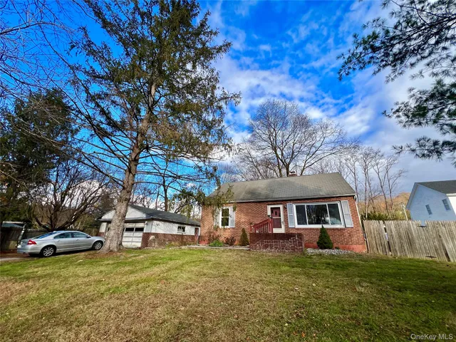 $265,000 | 3 Davis Road, Poughkeepsie, NY 12603