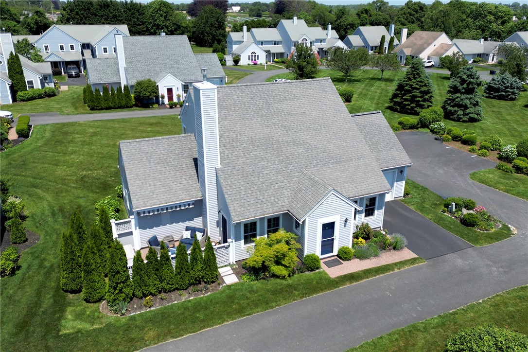 406 Corey Lane Middletown, RI 02842 - Photo 3 of 36