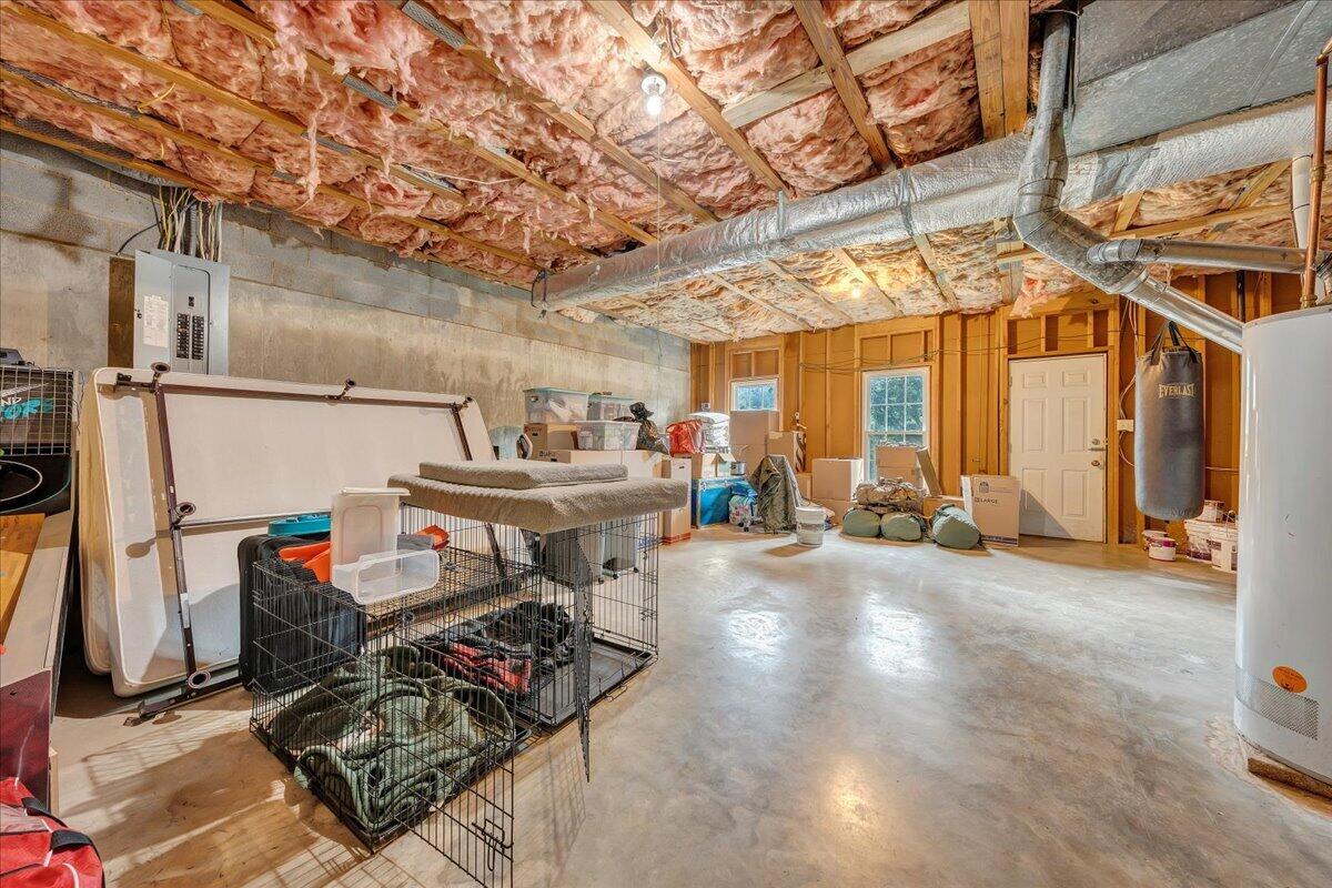 3702 Winding Way Road Southwest Roanoke, VA 24015 - Photo 40 of 80 040-MIB02315