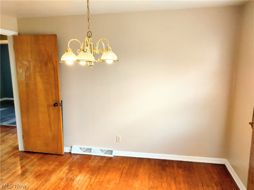 3889 Burkey Road Youngstown, OH 44515 - Photo 13 of 34 Gallery Image 13