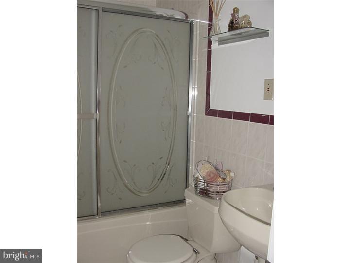 11 Drexel Road Hatboro, PA 19040 - Photo 13 of 16 Bathroom