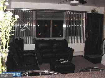 11 Drexel Road Hatboro, PA 19040 - Photo 3 of 16 Living Room