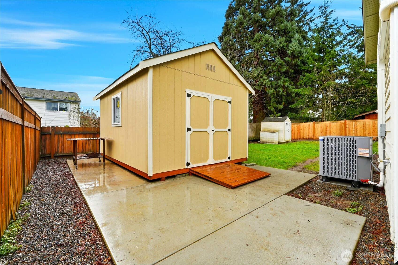 32130 27th Avenue Southwest Federal Way, WA 98023 - Photo 37 of 40 a view of backyard of house with wooden floor