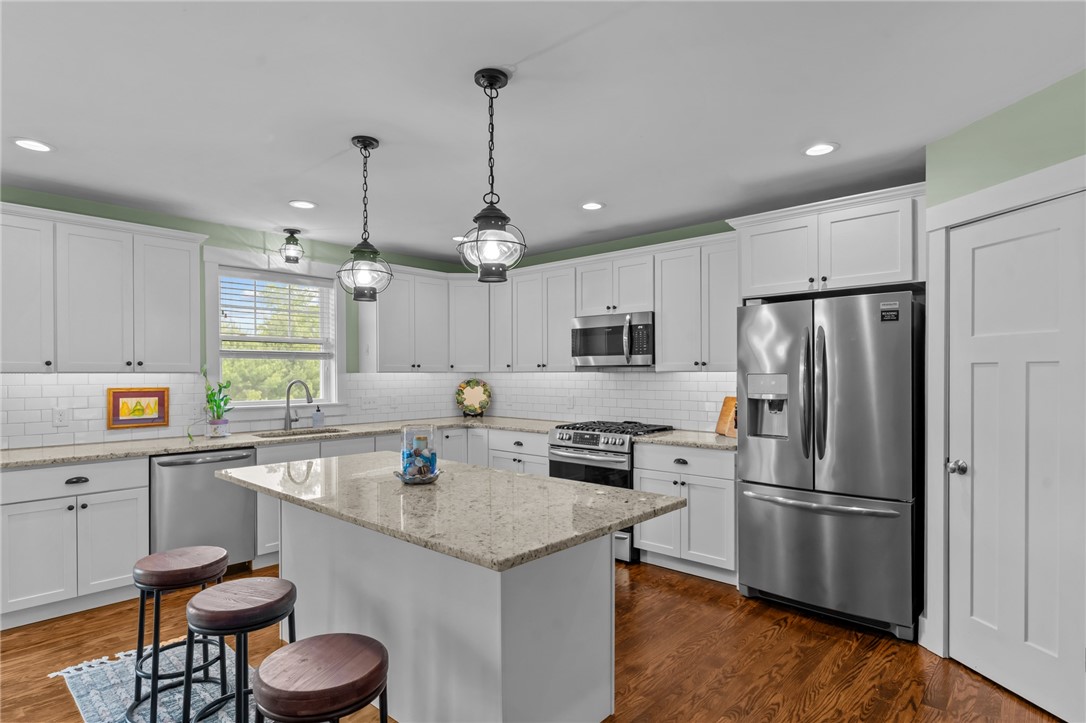 83 Silas Hill Way Exeter, RI 02822 - Photo 12 of 46