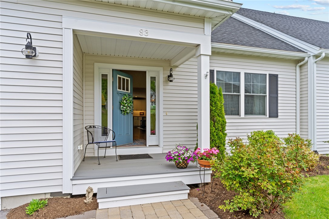83 Silas Hill Way Exeter, RI 02822 - Photo 3 of 46