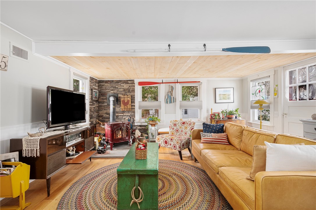 118 Ln 4 Warwick, RI 02888 - Photo 12 of 32