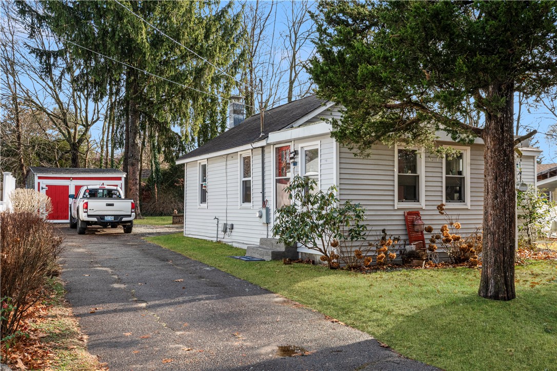 118 Ln 4 Warwick, RI 02888 - Photo 2 of 32