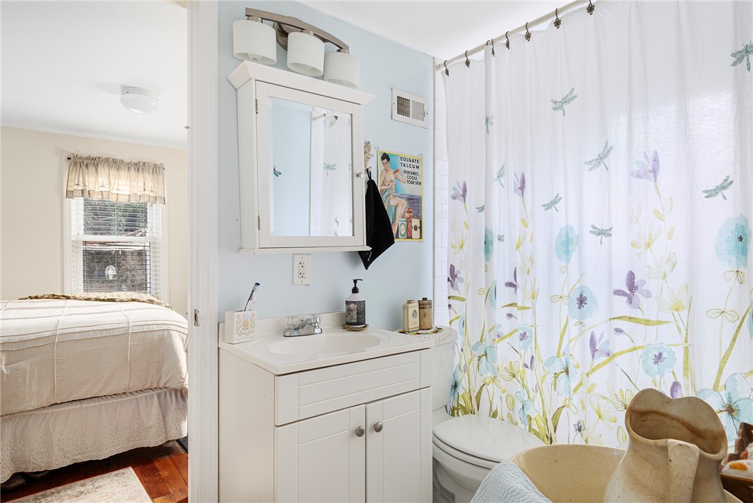 118 Ln 4 Warwick, RI 02888 - Photo 26 of 32