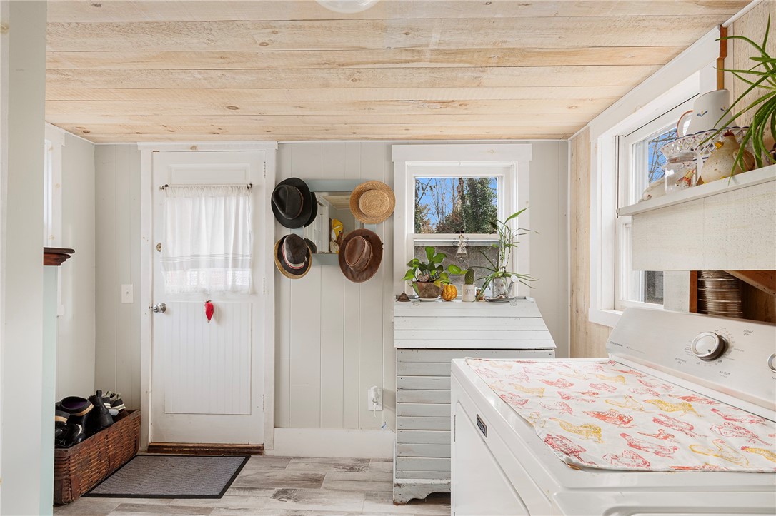 118 Ln 4 Warwick, RI 02888 - Photo 28 of 32