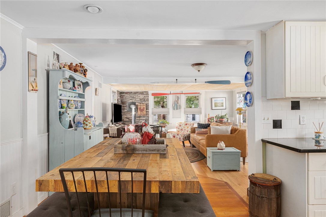 118 Ln 4 Warwick, RI 02888 - Photo 5 of 32