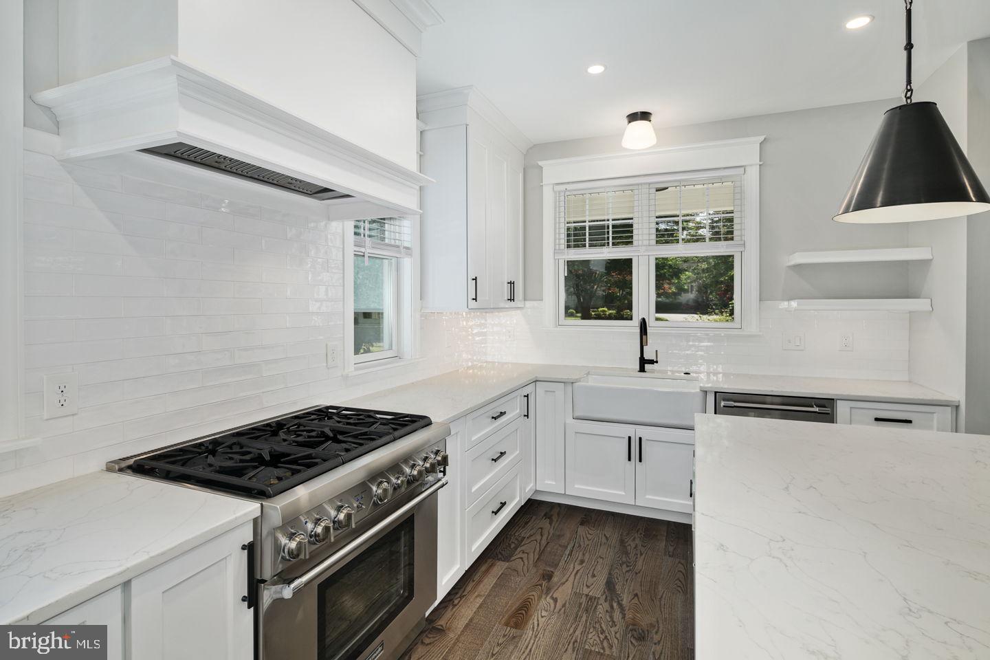 33 Heritage Road Haddonfield, NJ 08033 - Photo 4 of 43
