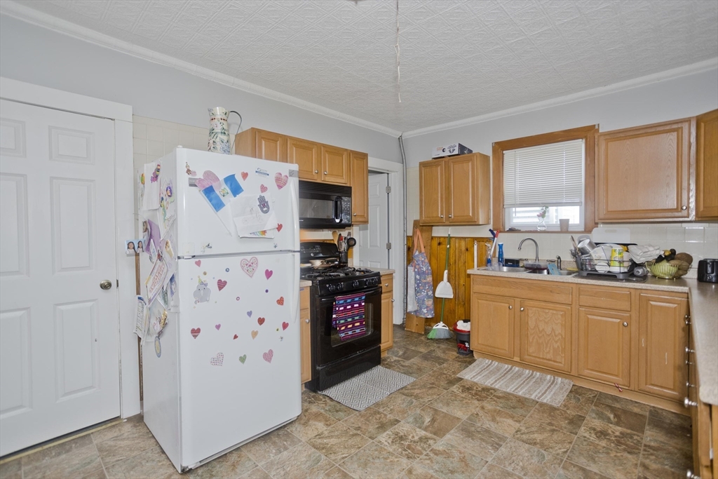 20 East School Street West Springfield, MA 01089 - Photo 20 of 39