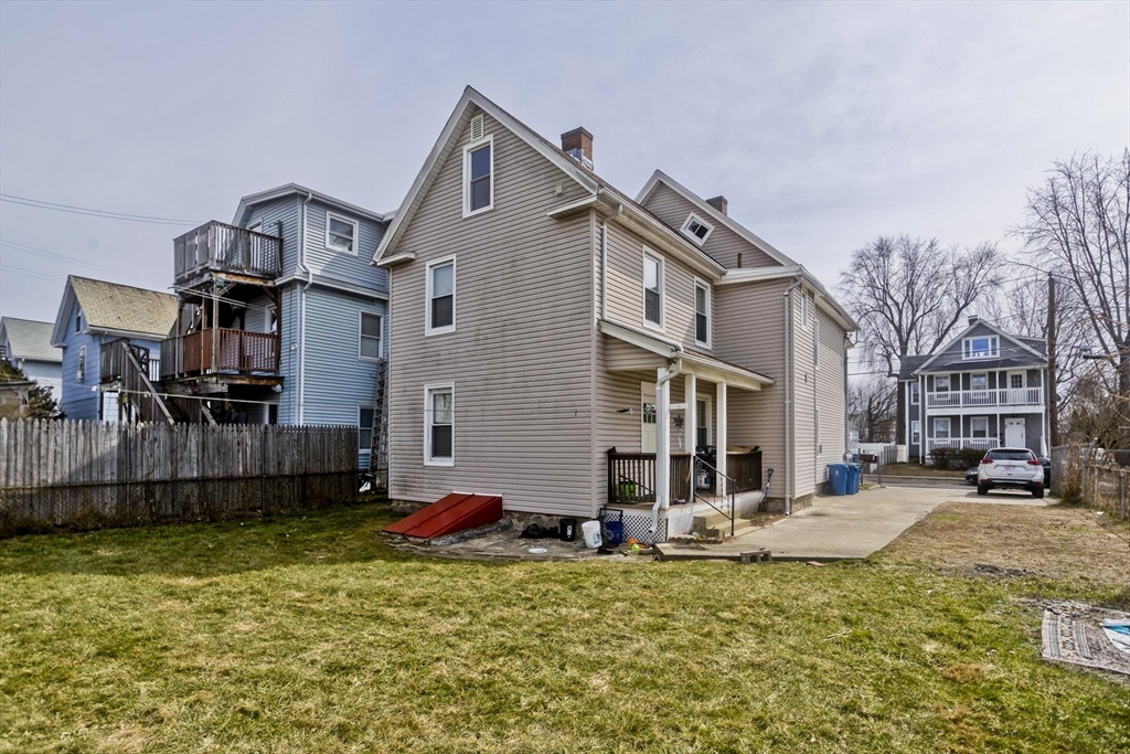 20 East School Street West Springfield, MA 01089 - Photo 4 of 39