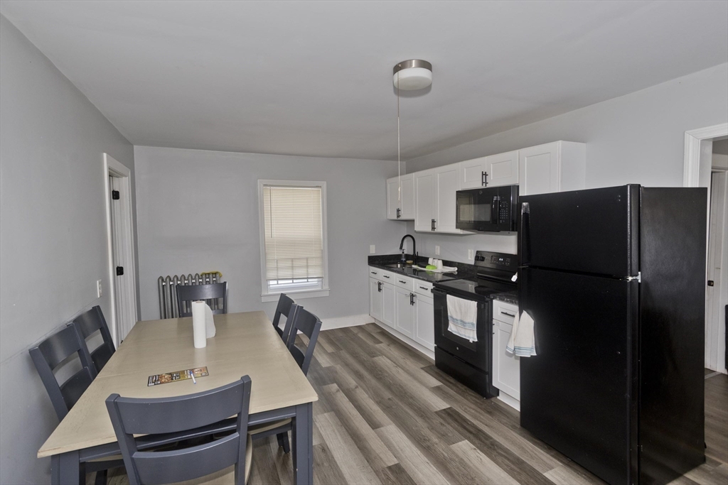 20 East School Street West Springfield, MA 01089 - Photo 7 of 39