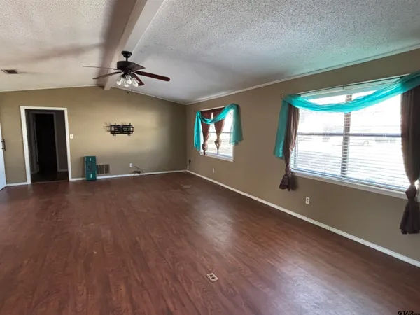 $1,750 | 6971 Highway 11, Pittsburg, TX 75686