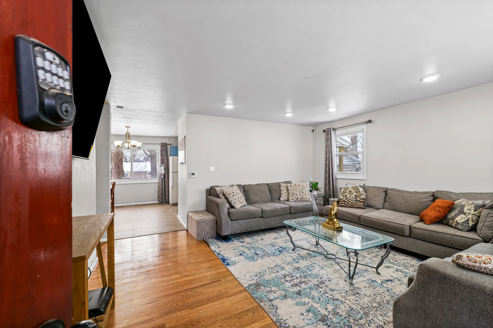 1511 Paula Drive Champaign, IL 61821 - Photo 3 of 24 a living room with furniture and a couch