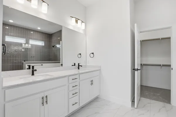 $2,600 | 881 Prominence Way, Leander, TX 78641