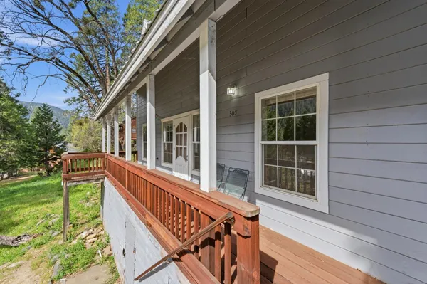 a house view with a outdoor space