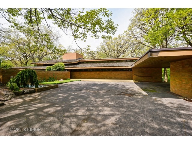 19 West County Line Road Barrington Hills, IL 60010 - Photo 1 of 22 a view of outdoor space and yard