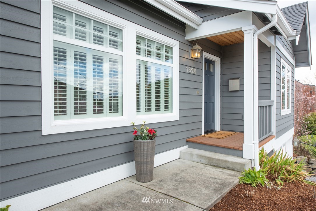 1326 North 79th Street Seattle, WA 98103 - Photo 2 of 30 Gallery Image 2