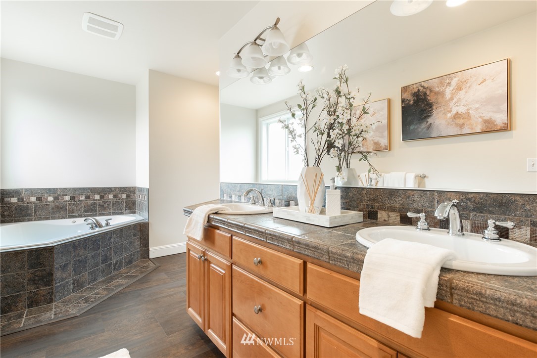 1326 North 79th Street Seattle, WA 98103 - Photo 18 of 30 Gallery Image 18