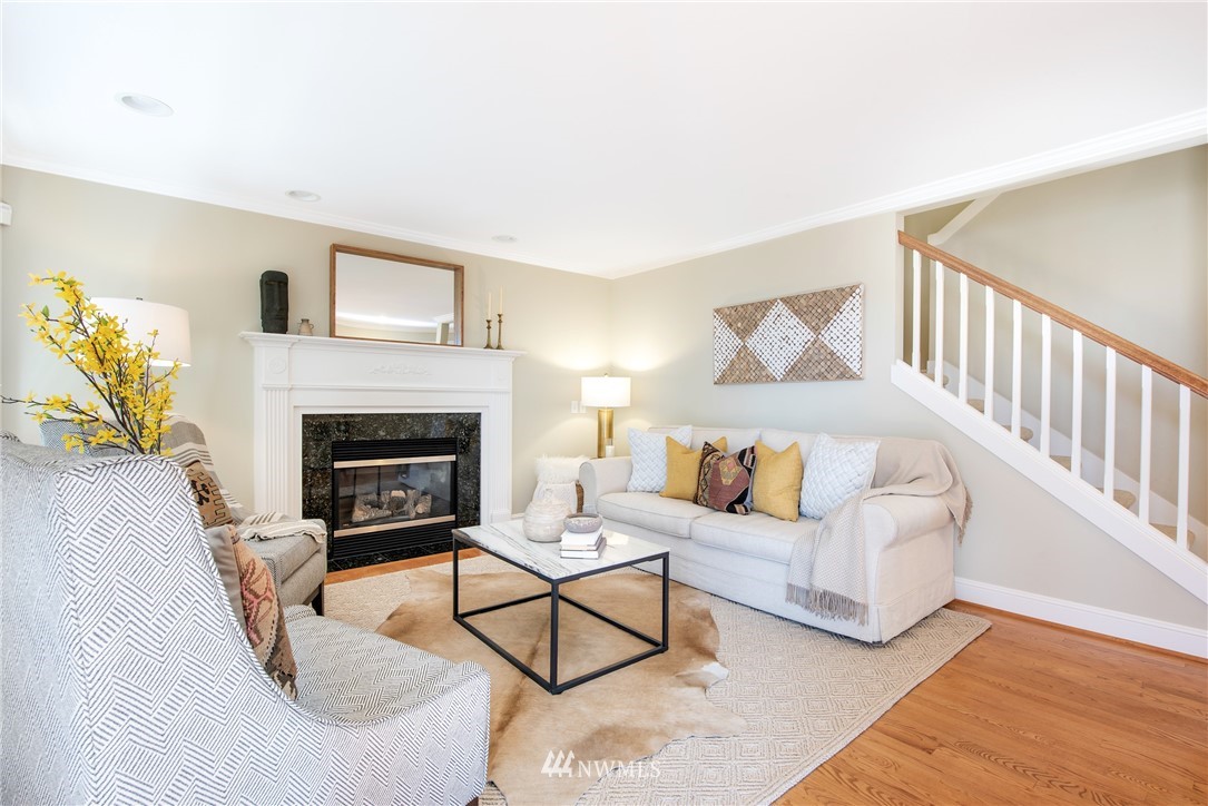 1326 North 79th Street Seattle, WA 98103 - Photo 3 of 30 Gallery Image 3